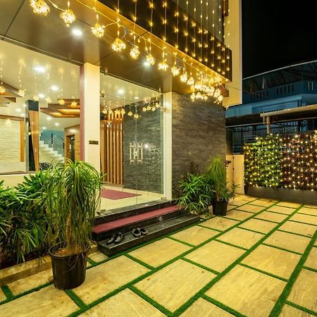 Hotel Daan Regency Thrissur Exterior foto
