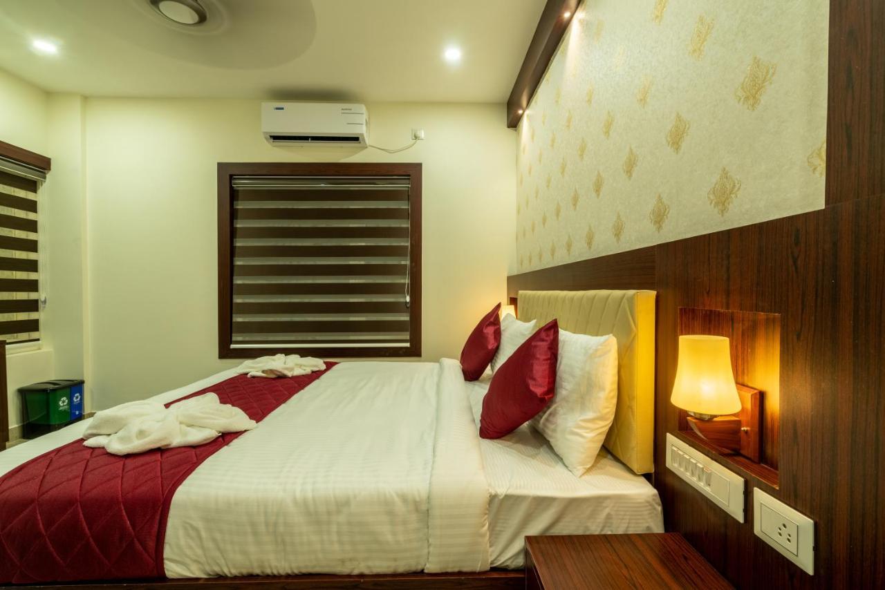 Hotel Daan Regency Thrissur Exterior foto